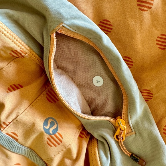 Lululemon pace setter skirt size 4, light orange - Picture 5 of 5